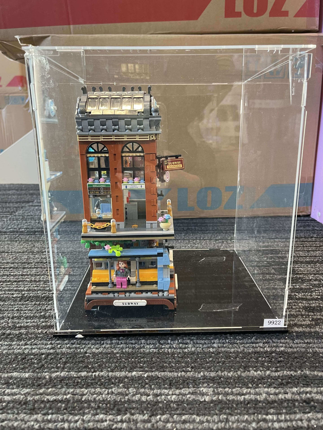 Display Square Case (Set 9922) - heydaystoys