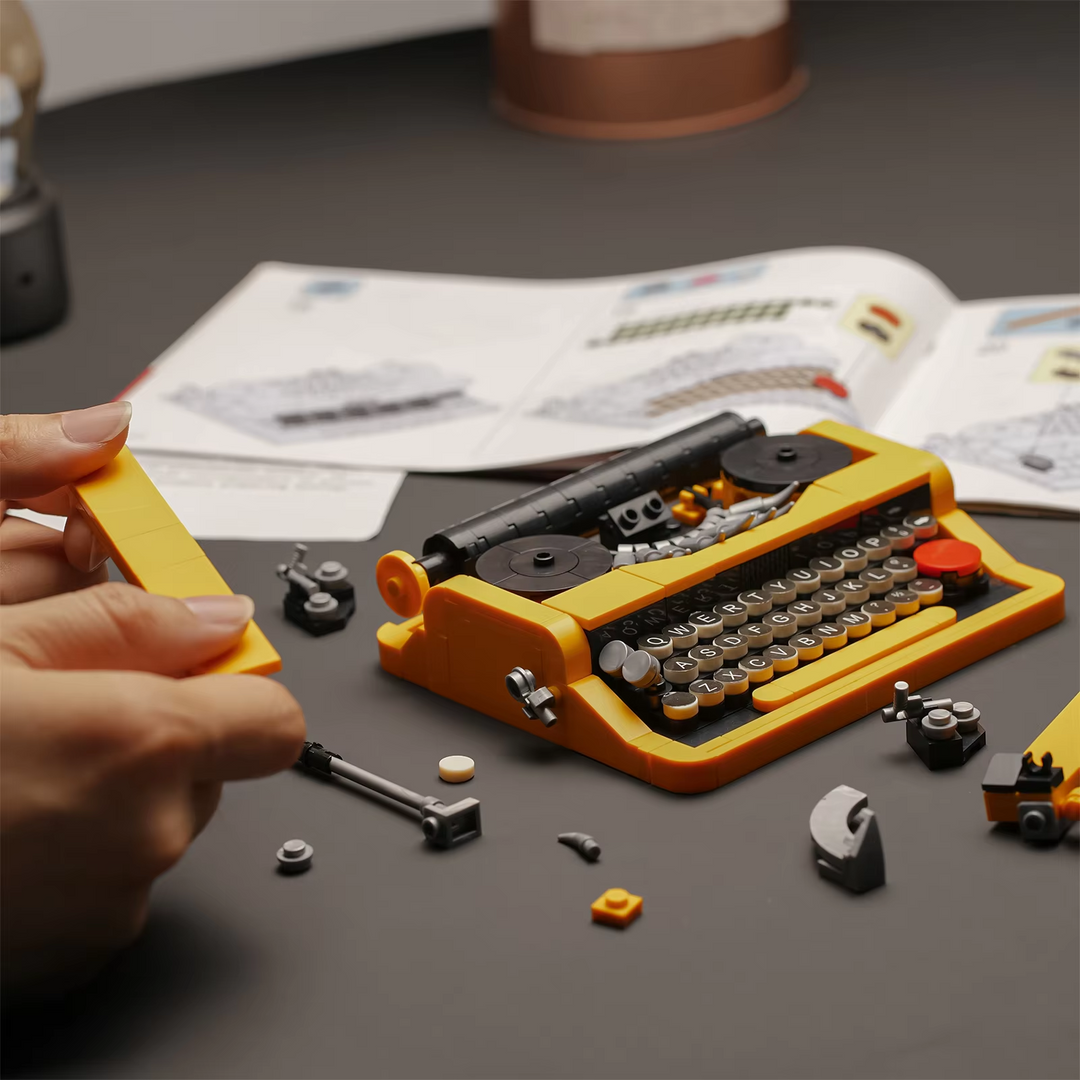 Mini Vintage Typewriter Building Blocks Set Retro Desk Decor Educational STEM Toys
