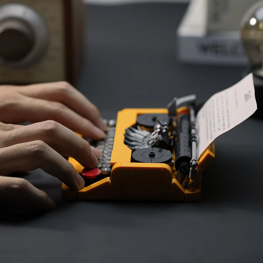 Mini Vintage Typewriter Building Blocks Set Retro Desk Decor Educational STEM Toys